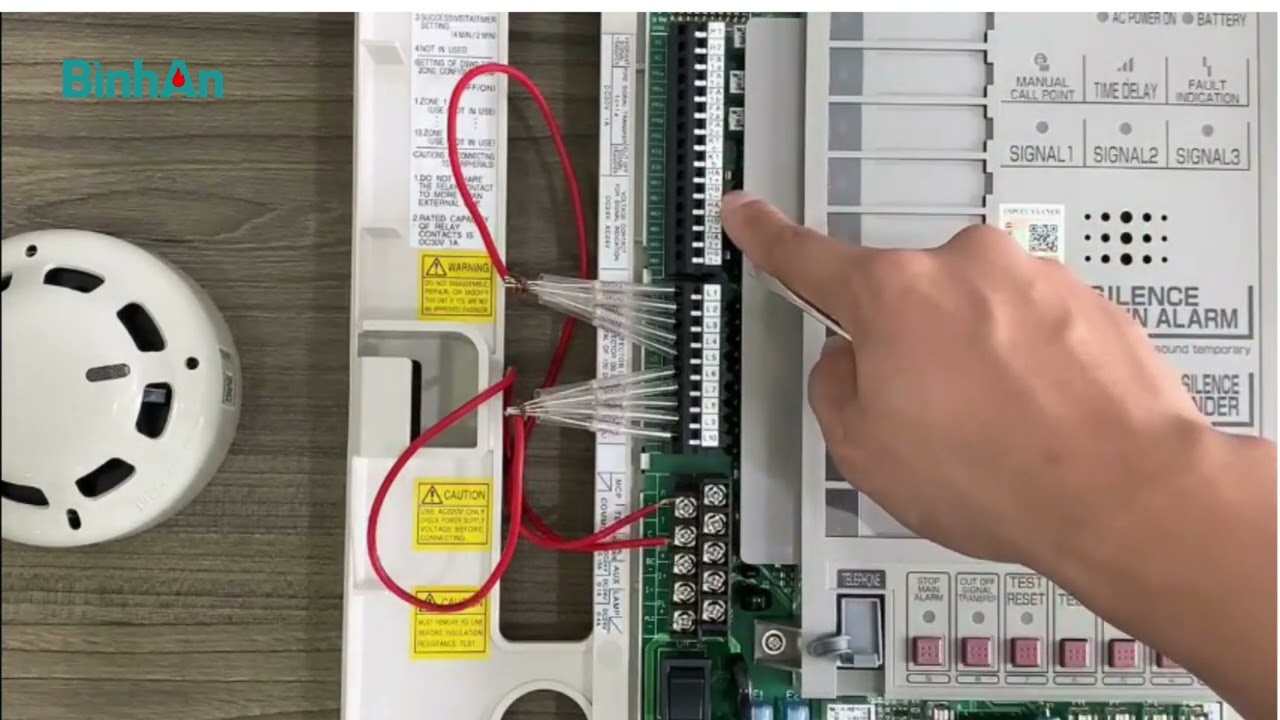 Tủ trung tâm báo cháy 10 kênh Hochiki RPS-AAW10 (JE)