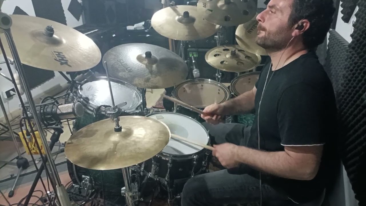 Sum 41 - Radio silence - drum cover 