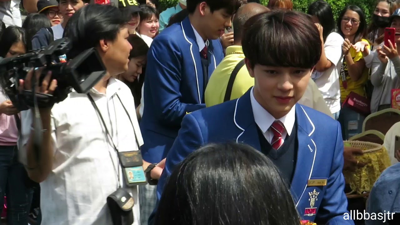 20190711 Bas (You are my sunshine) #HotelStarsTheSeries