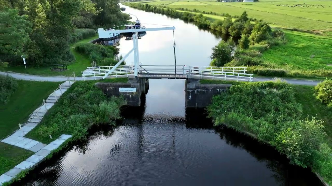 Driewegsluis zomeravond rondvlucht 28-07-2024