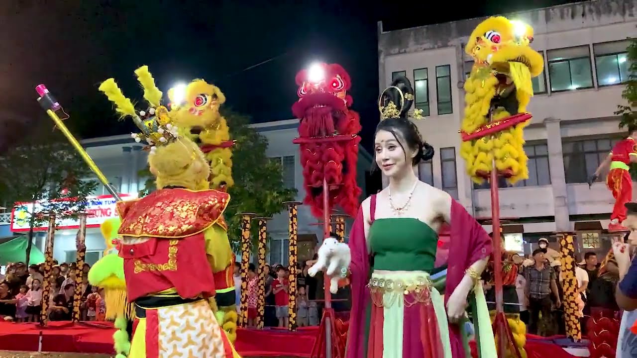CLB Lân Hoàn Thiện - Múa Vui Trung Thu 2024 - Tại Bida Gen Z | Lion dance at gen z billiards