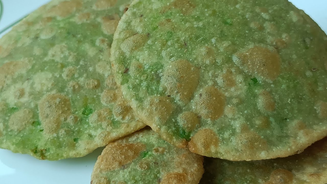 # matar ki puri#food #lifeisbutadream#cooking #foodie 