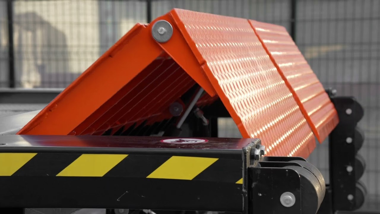 Dock Leveler - EDGE E (Electiric)