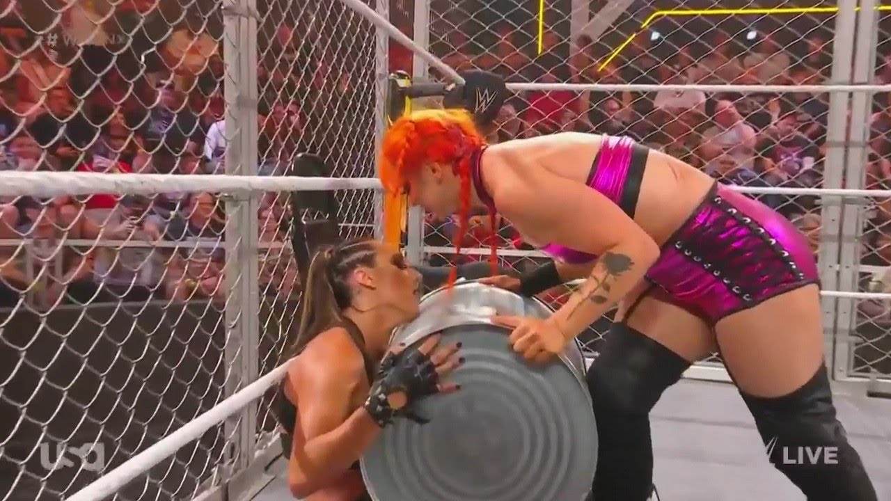 Gigi Dolin VS Jacy Jayne 1/2