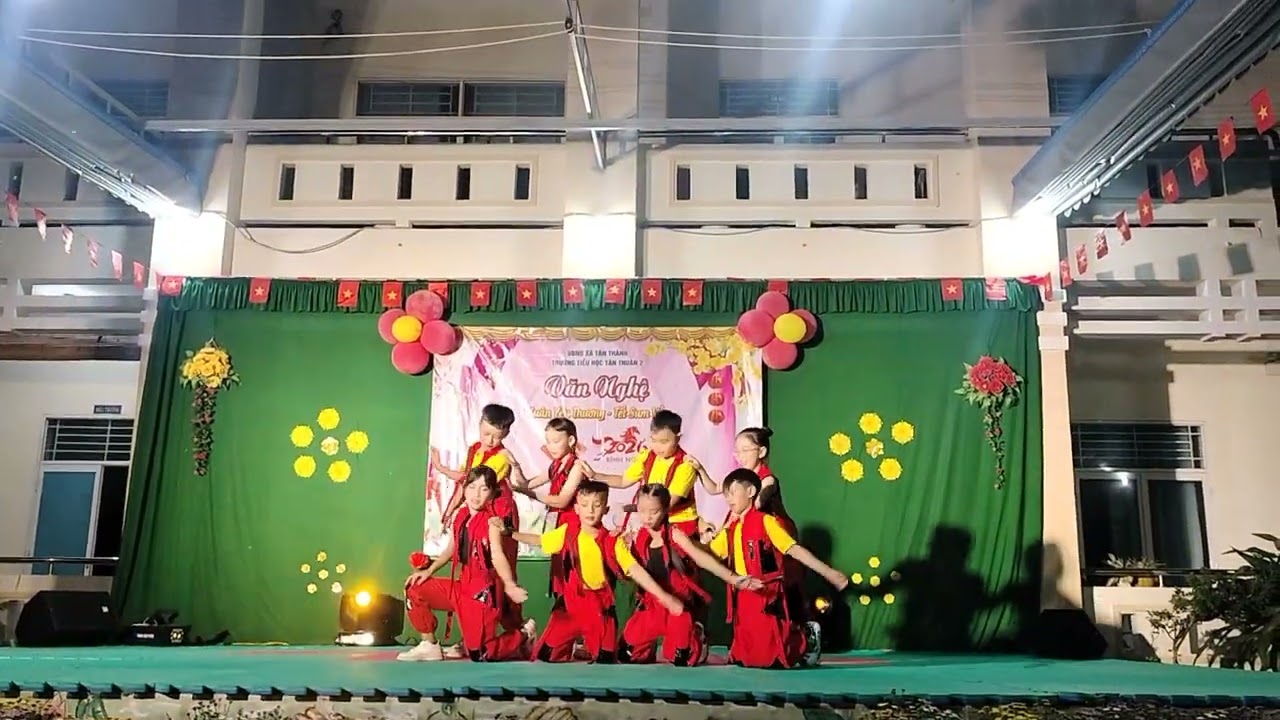 Ếch ngoài đấy giếng