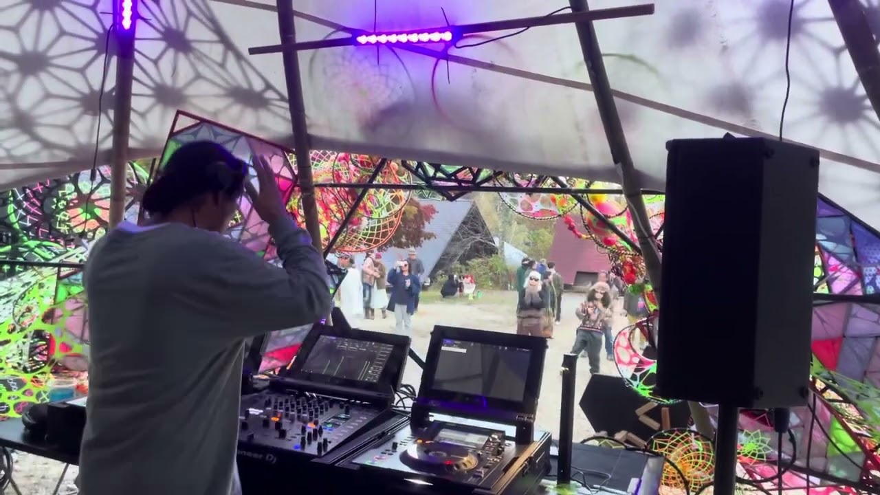 YAMANOAKATSUKI / DJ YUYA / JAPAN