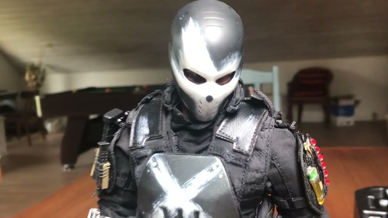 Crossbones 1/6 figure - Art Figures: The Mercenary