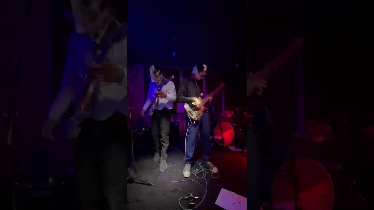 Lo Que Soy - Buen Mozo Vivo Mitad Del mundo