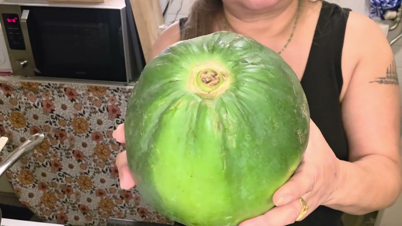 วันนี้เมนูผัดเผ็ด เนื้อเอ็นไส่มะเขืออร่อยๆจ้า🤗😋😋