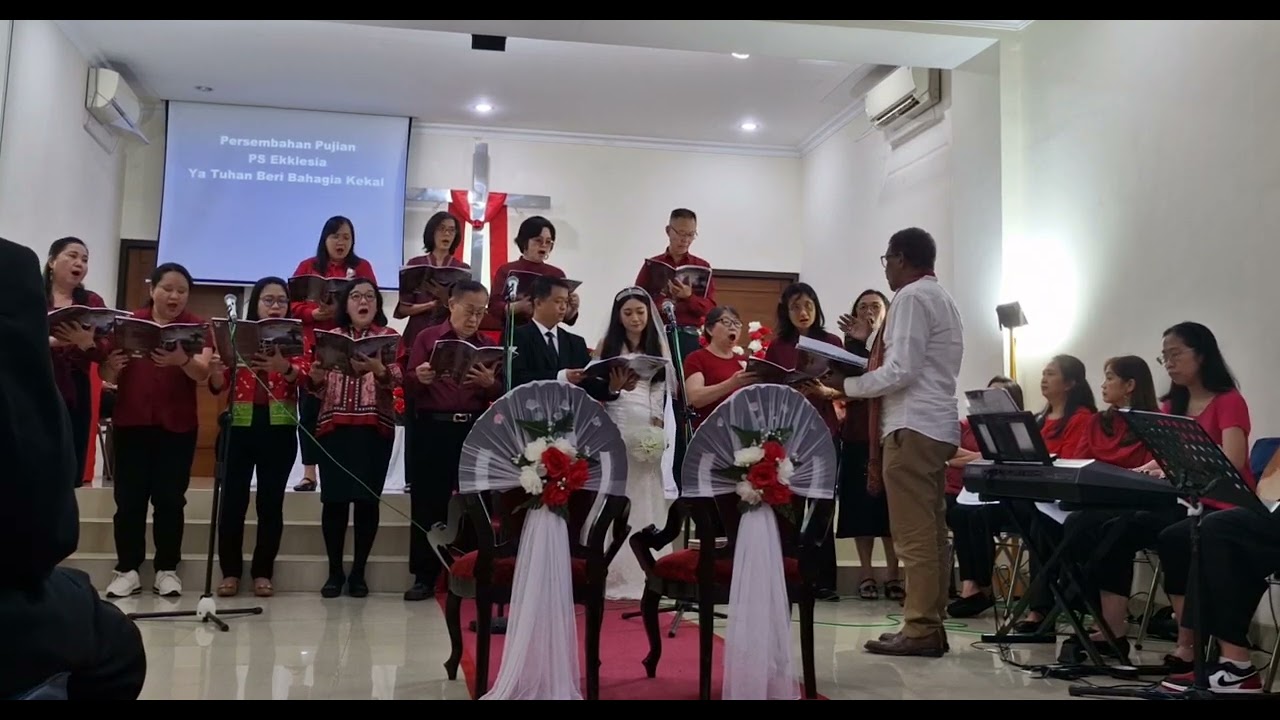 Ya Tuhan Beri Bahagia Kekal  #kakakcelpi (Ibadah Pemberkatan Pernikahan Pdt.Martinus) #gkikarbela 