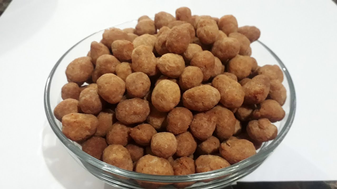 CRUNCHY COATED PEANUTS