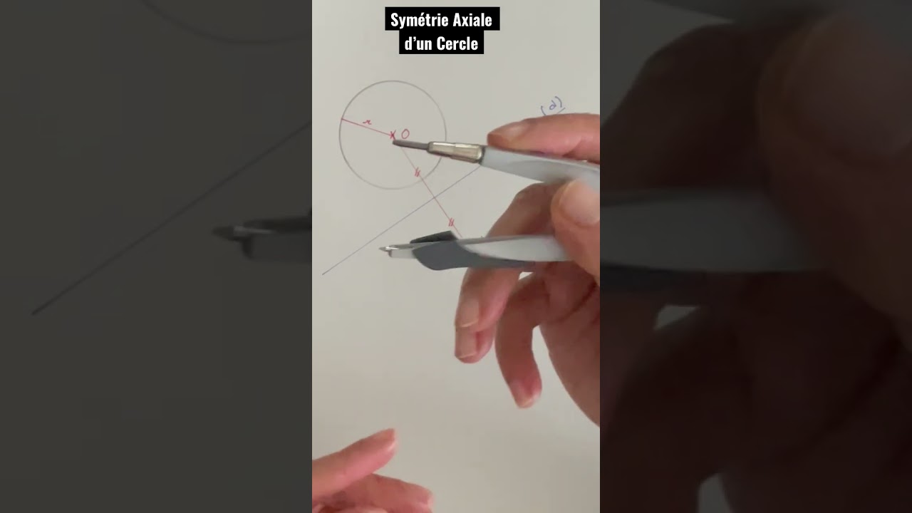 Sym&eacute;trie Axiale d&rsquo;un Cercle  -  Abonne-toi  #maths #symetrie #mathscollege #shorts