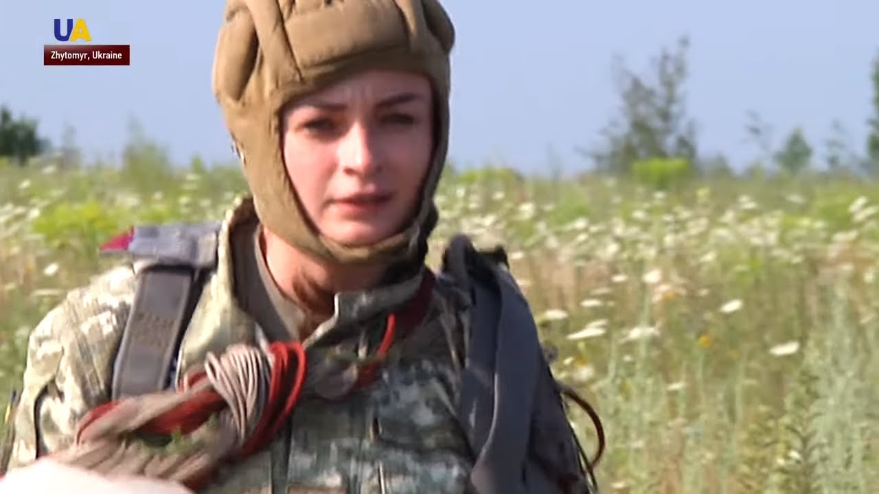 Soldiers’ First Parachute Jump