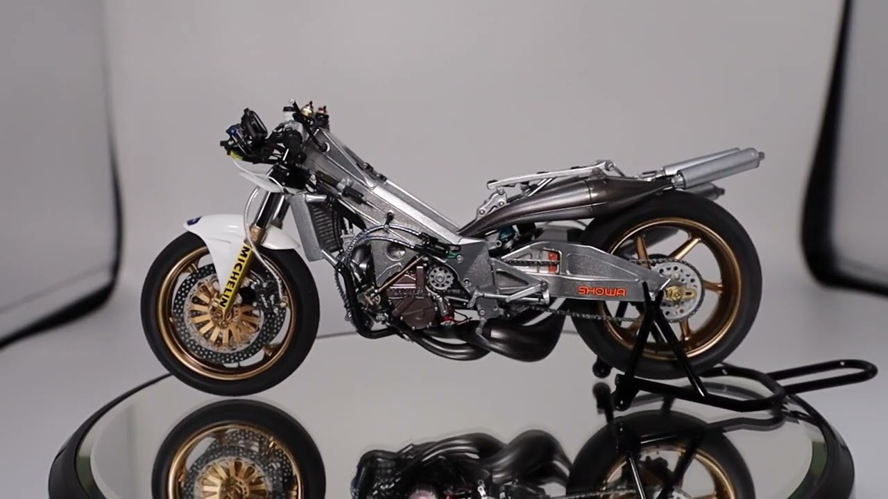 NSR500製作中
