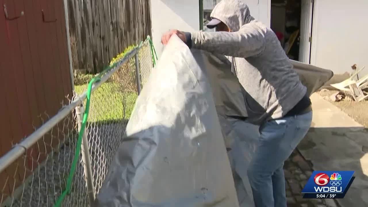 New Orleans couple leaves town after losing power during freezing temperatures