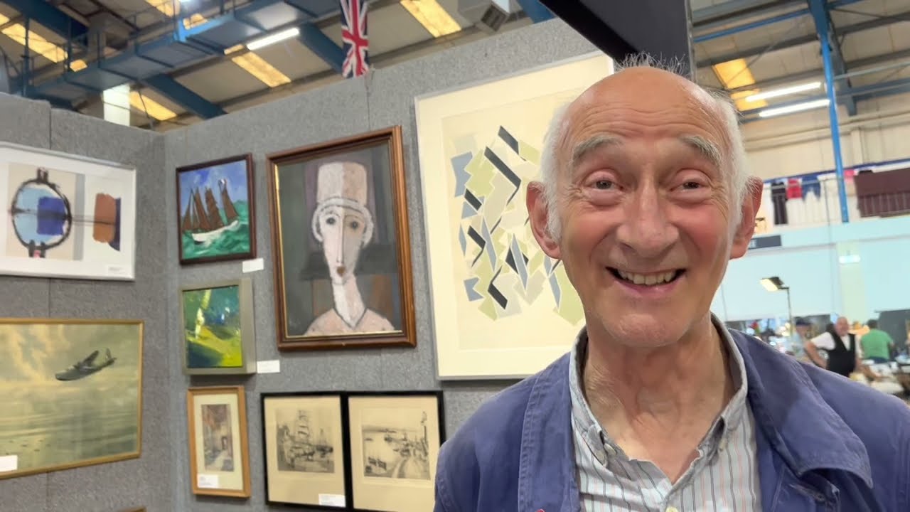 A rare chat with Paul Atturbury from BBC TV Antiques Roadshow