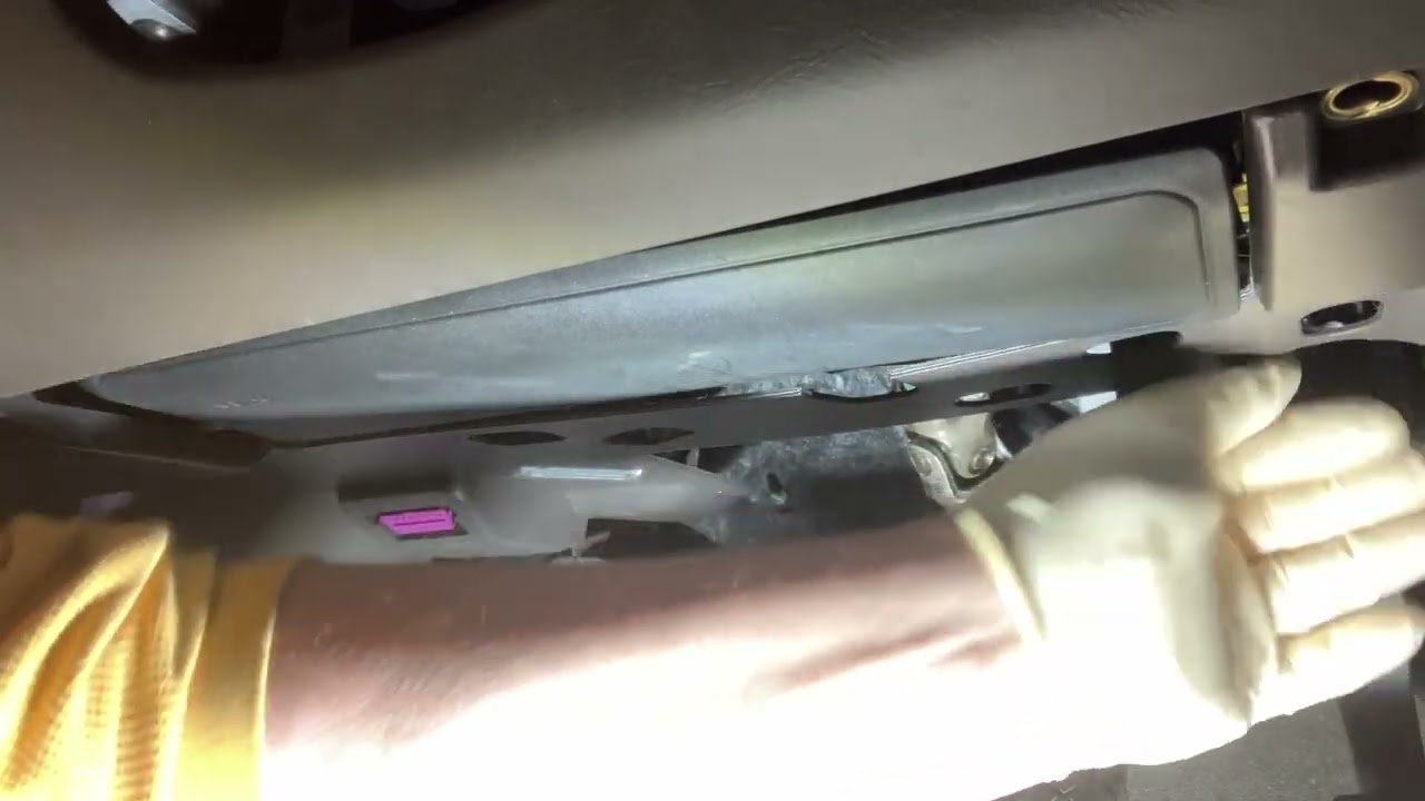 2015 Porsche Macan BCM removal and replacement necessary for key programming.
