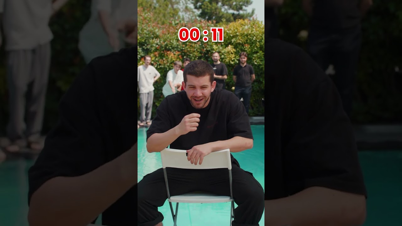 Вопросы сложные?  😅Поделитесь с друзьями :)