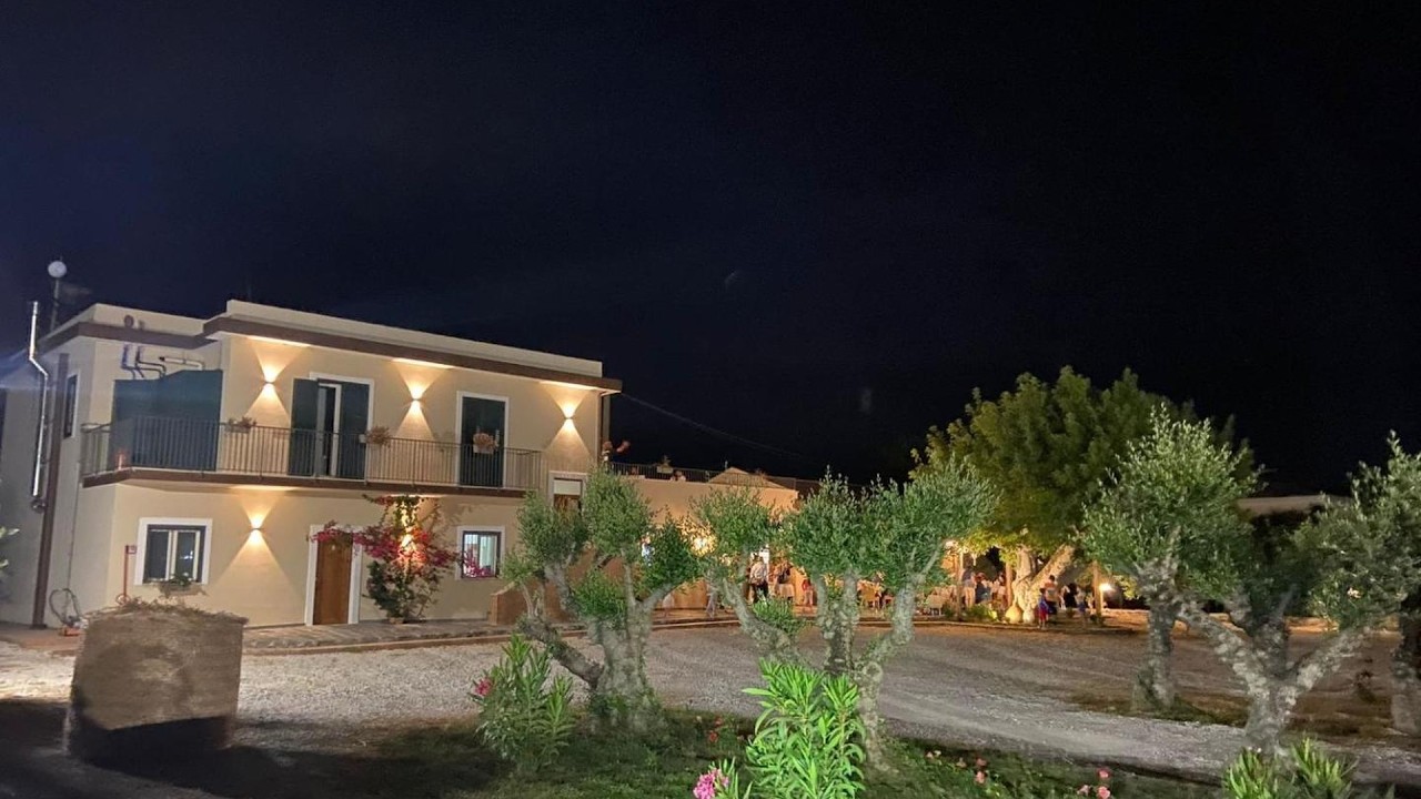 B&B Тенута Сан-Микеле | Агрополи, Италия | Обзор отеля ⭐