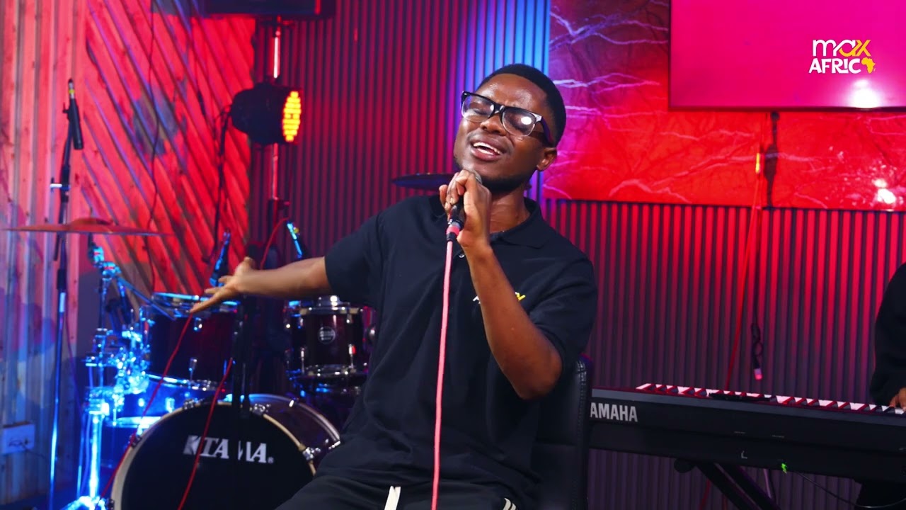 (PAKA MBINGU ISEME ) MUMAOMBI -_ (Performed By) JOHN MWASOMOLA