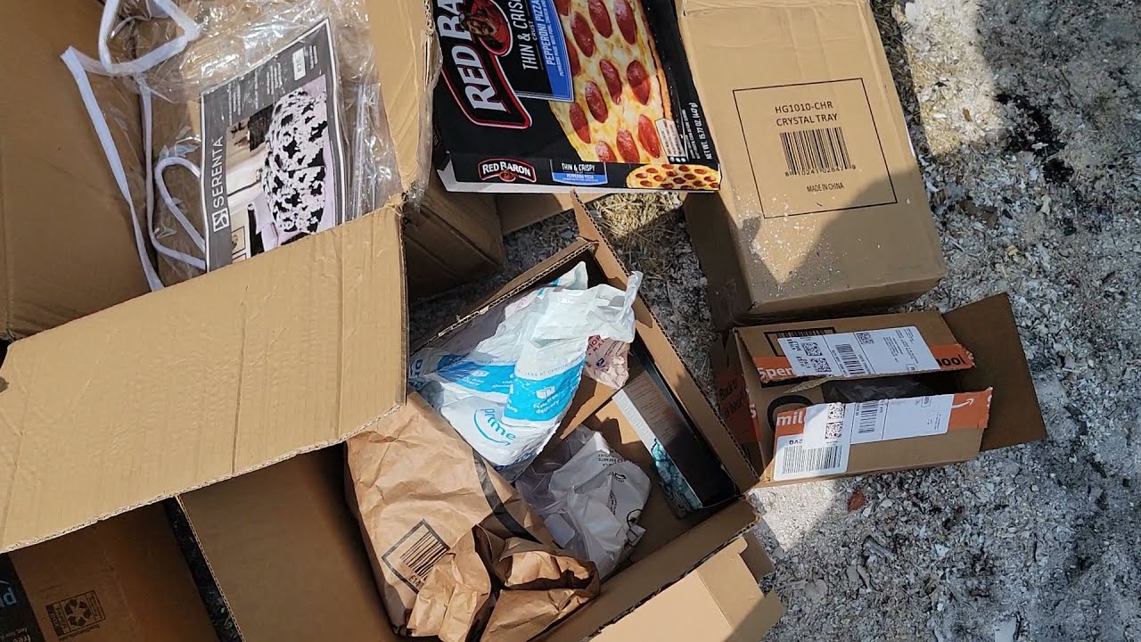 Burning Stuff 1170: Cardboard Box Bonfire