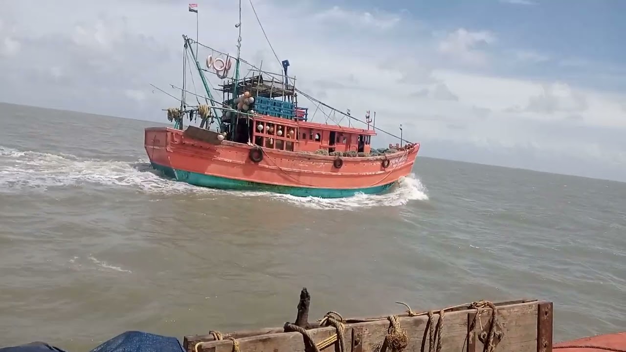 মাছ শিকারে জন্য টলার রানিং কম্পিটিশেন%%%%%