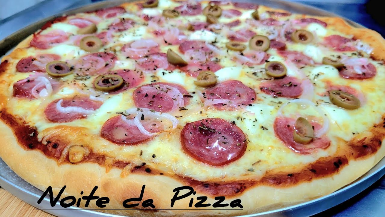 COMO FAÇO PIZZA AQUI EM CASA | MASSA NA PANIFICADORA | PIZZA DE CALABRESA