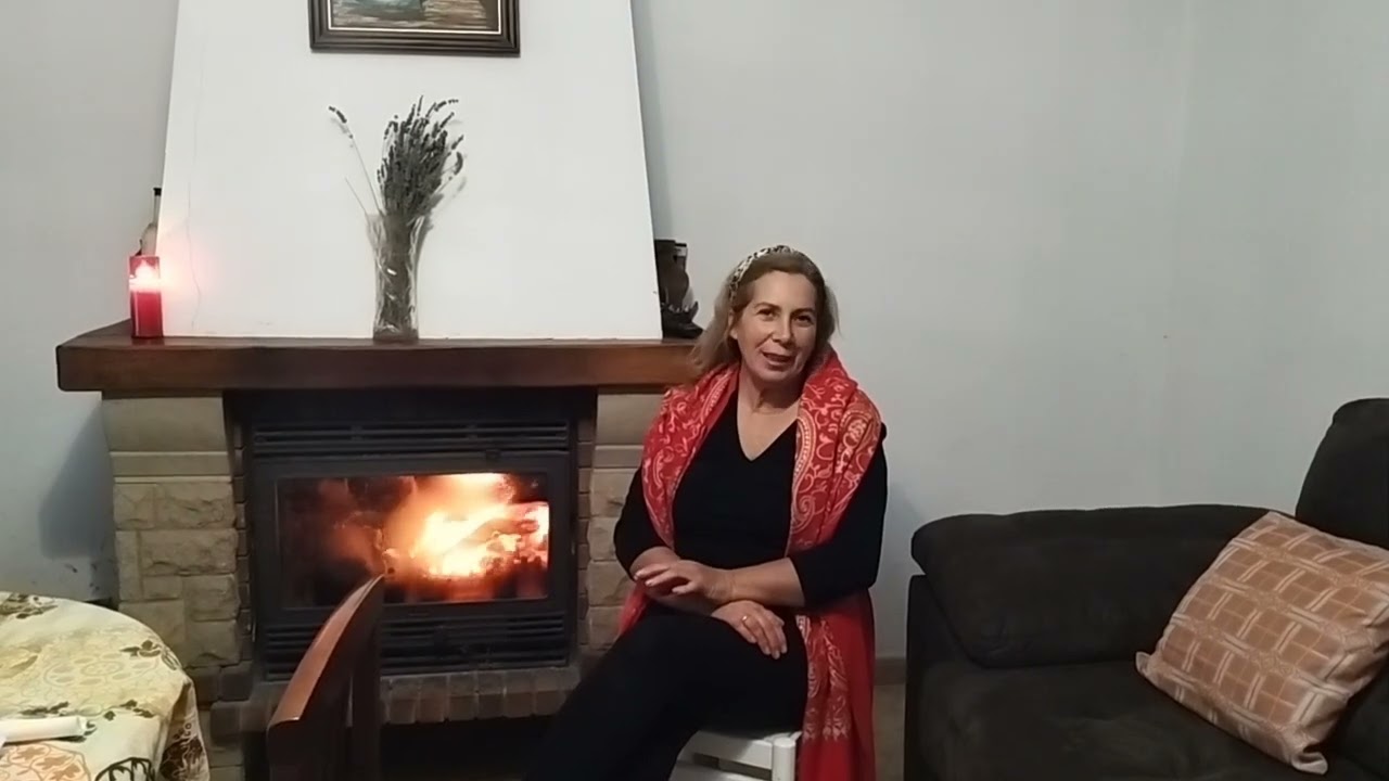 Poniendo la mesa de navidad