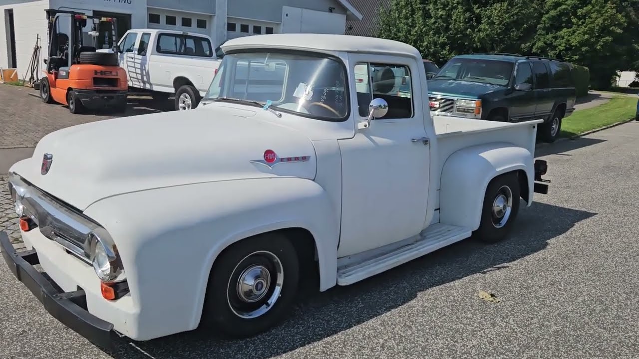 1956 Ford F100 V8