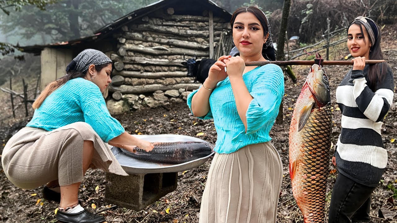 IRAN Village Life : Cooking Traditional Lunch & Baking local Bread in a Clay Oven