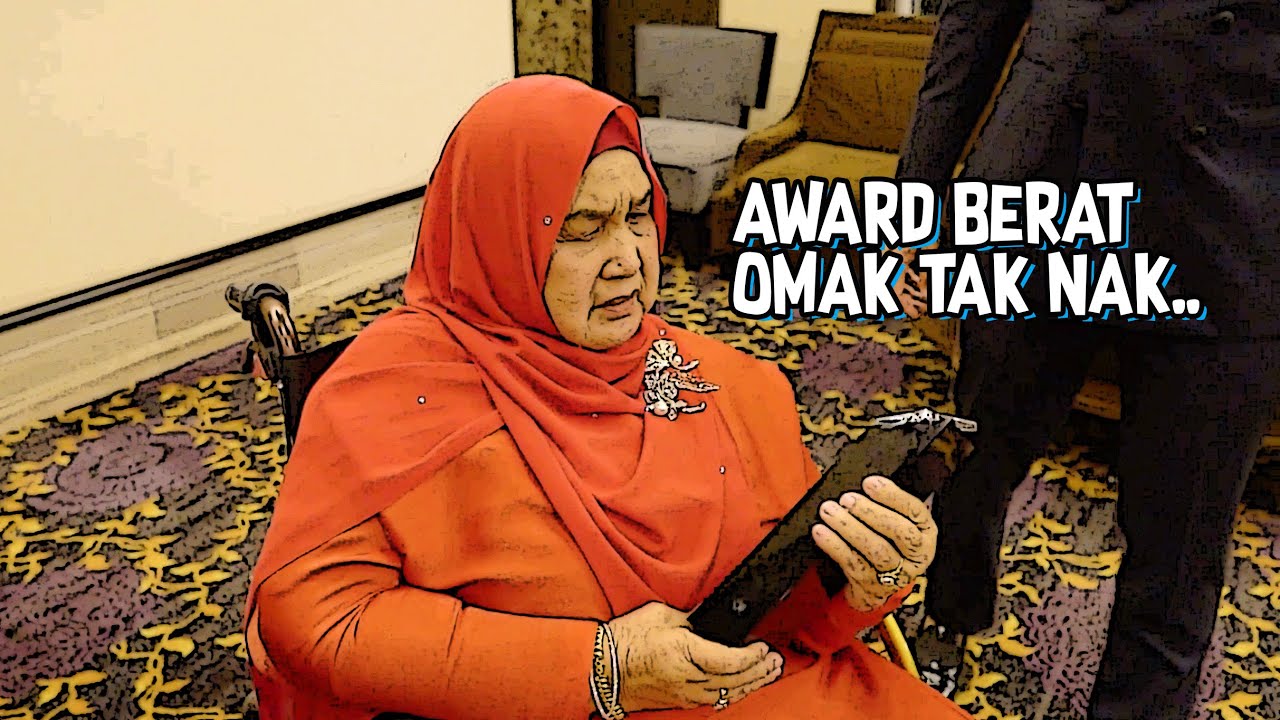 Mak Jenny Tak Nak Ambil Award !