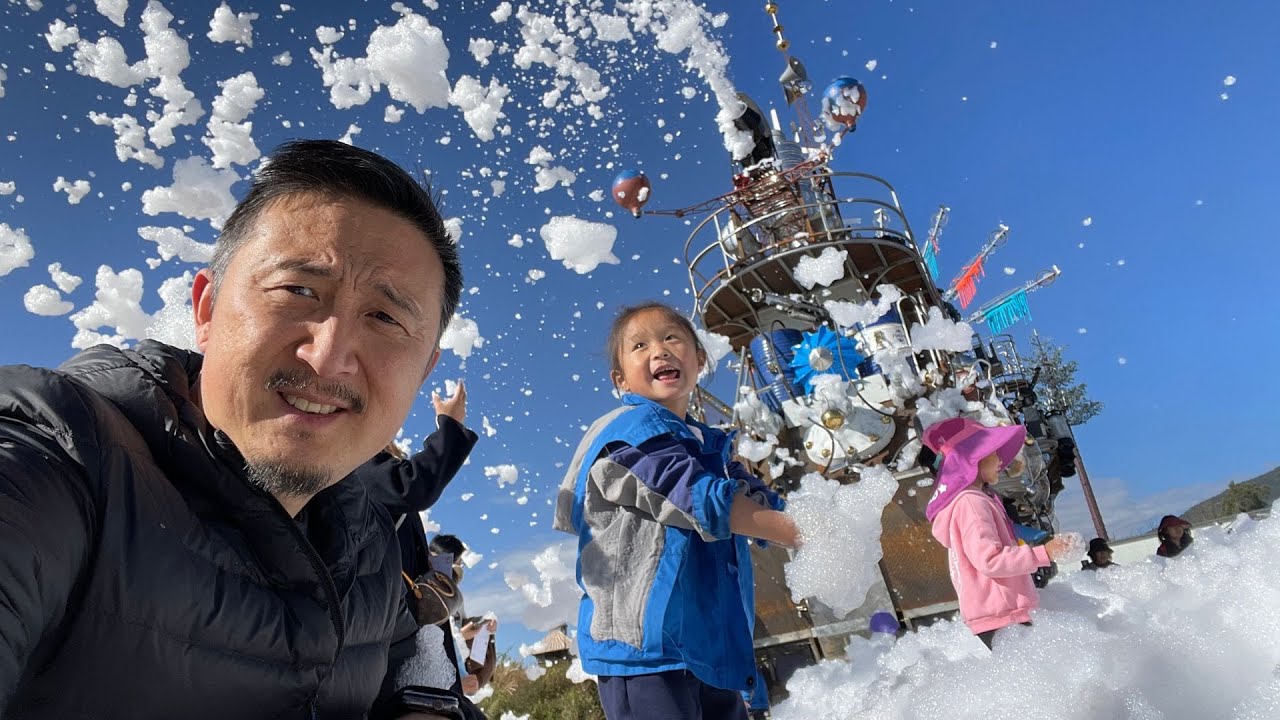 น้องแซนดี้ ทัศนศึกษา ฤดูใบไม้ร่วง ณ Land of Wilderness 荒野之国 ในเมืองลี่เจียง จีน
