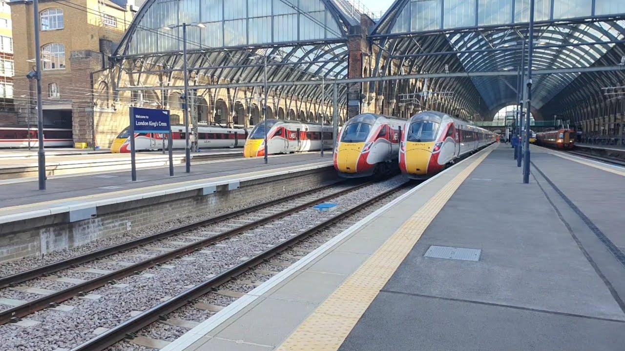 Evening Peak : Trains at London King's Cross | ECML | 31/08/22