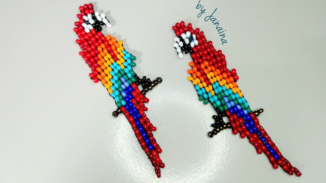 🦜 Arara de miçangas/Guacamayo de mostacillas/Macaw of beads