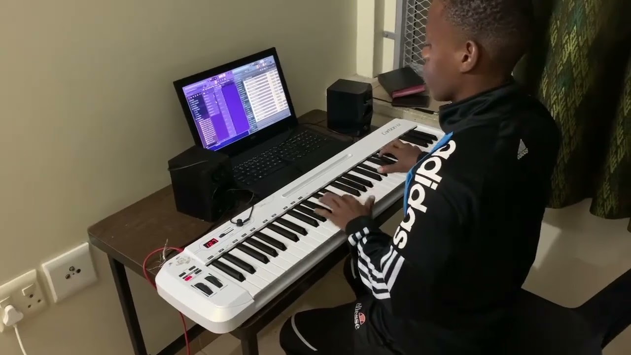 Advertisement ‼️  keyboard player available for gigs,here is his numbers +27 60 619 5715