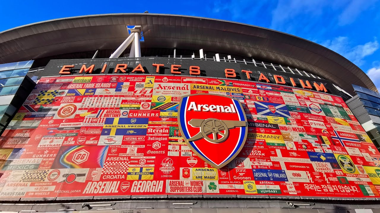 Arsenal FC | Emirates Stadium | Atmosphere Champions League