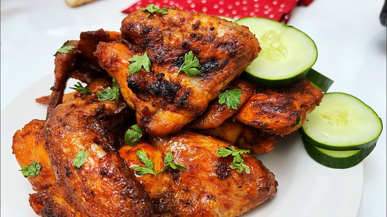 CHICKEN WINGS:  SWEET STICKY BBQ CHICKEN WINGS RECIPE (Finger licking Good!)
