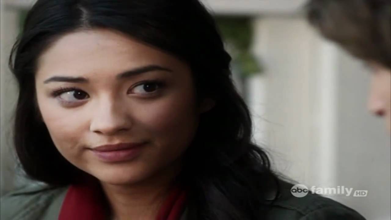Toby & Emily - 1x18 scenes
