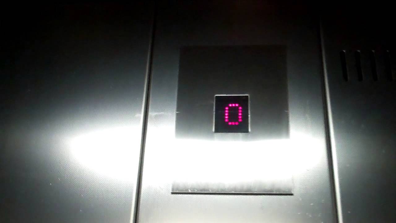 Cotswold Lift @ Newcastle Platforms 3 7