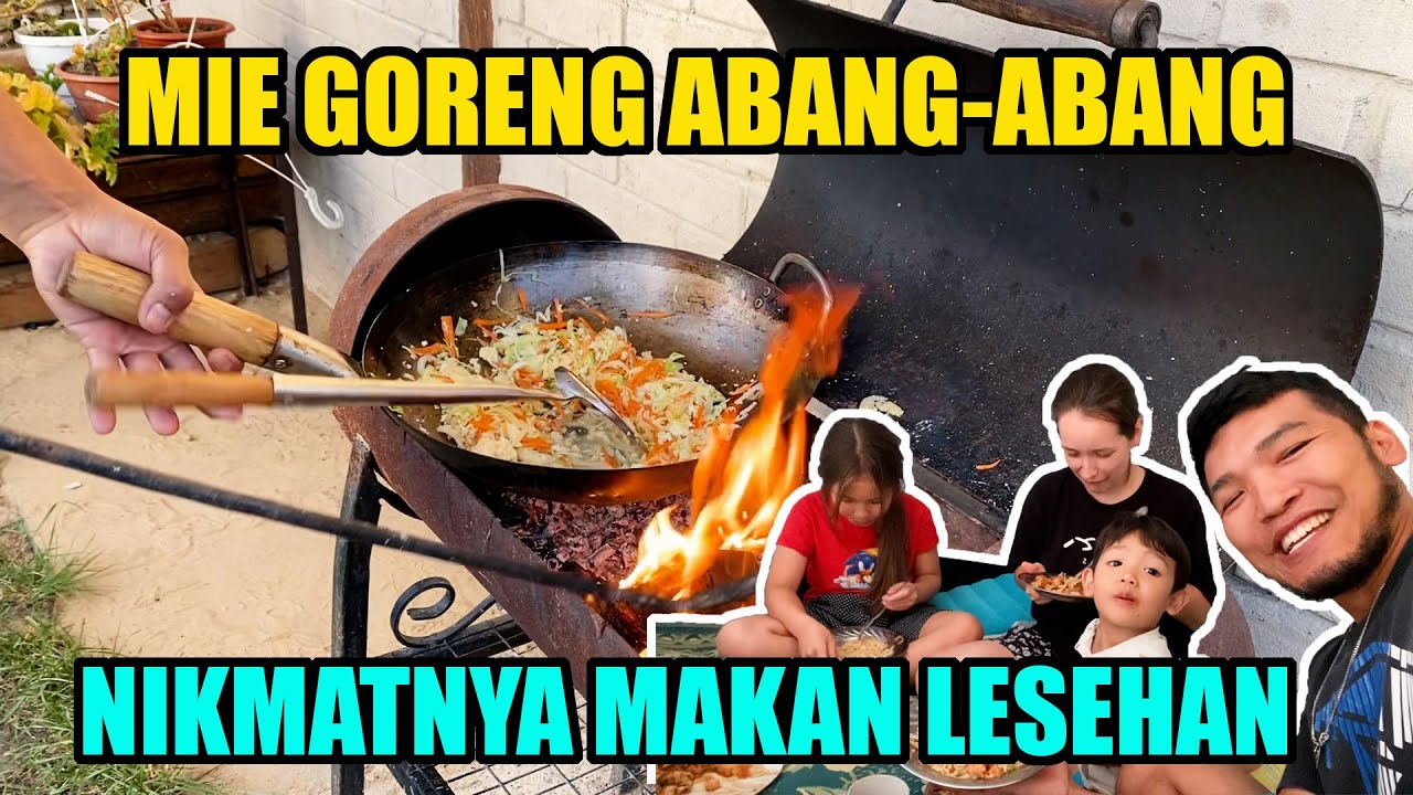 JUALAN MIE GORENG DULU DI RUMAH MERTUA BAHANNYA DARI KEBUN -AJARIN BULE MAKAN LESEHAN