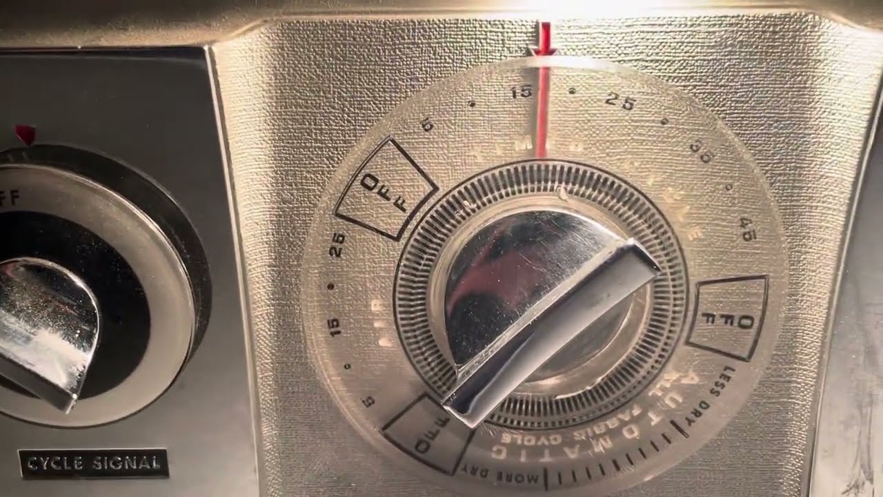 Vintage 1971 Sears Kenmore Electric Dryer in Action - Still Running 52 Years Later