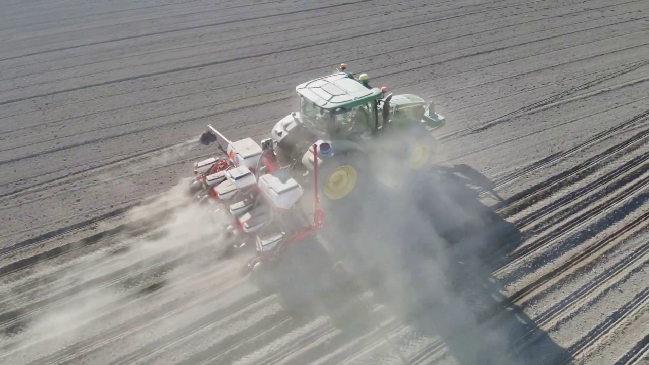 Vetés 2  John Deere 6130R + Kuhn planter 3TSI