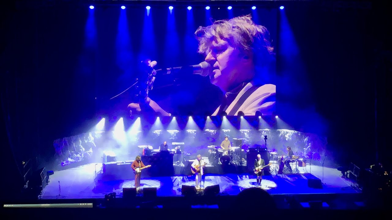 « WEATHER WITH YOU » (Crowded House) Debra Dicembre, Julian Gough & Rodric White