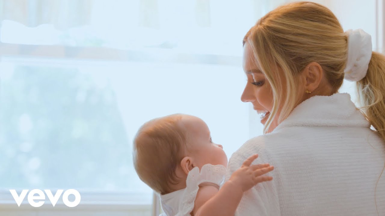 Sarahbeth Taite - Diamond and a Baby