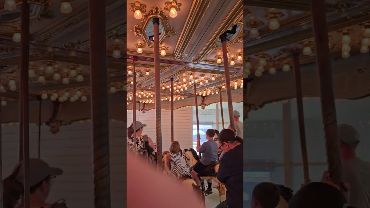 on ride  of waldameer grand carousel  ( no music playing