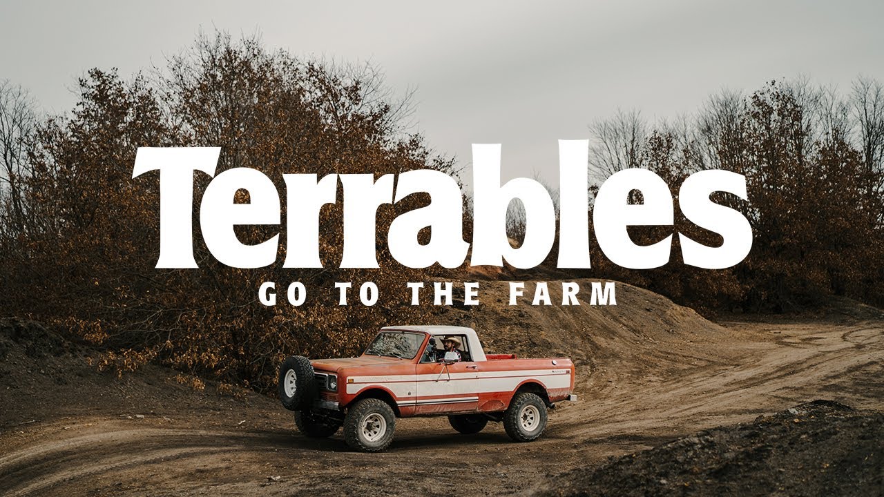 Old IH Scouts Off-Road at the Farm!!