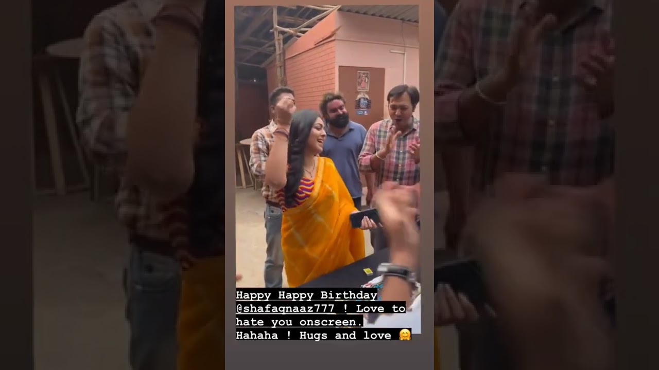 Shruti Aka Shafaq Naaz's Birthday Celebration🎂VM Galaxy🎂#Shorts
