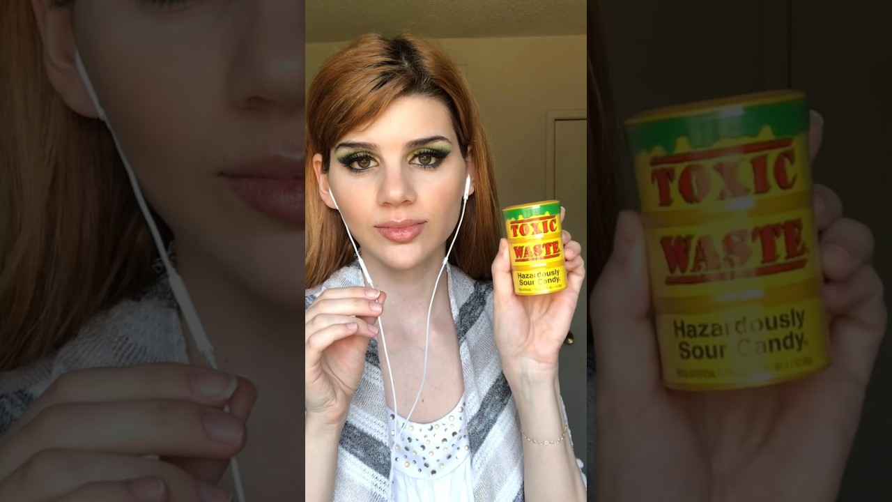 Пробую челлендж с кислыми конфетами TOXIC WASTE! #шорты