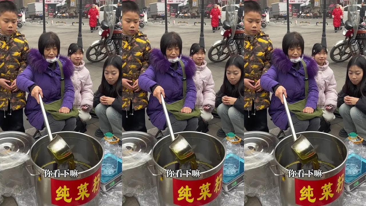 农家自榨的菜籽油，每一滴都是家的味道，来自田野馈赠的美味，滴滴纯香#真实的乡村生活是这样的 #这就是年味 #生活不会辜负每一个努力的人 #我不完美但我真实 #家的味道