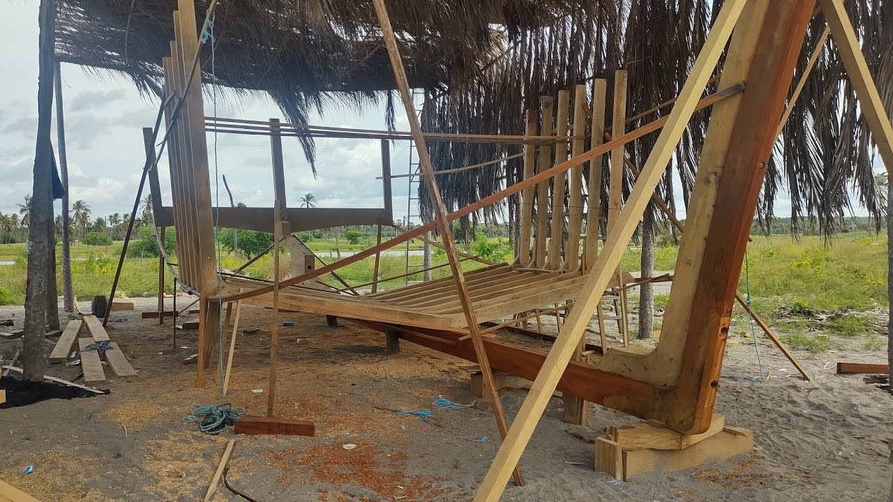 COMO COMEÇAR UM BARCO DE MADEIRA